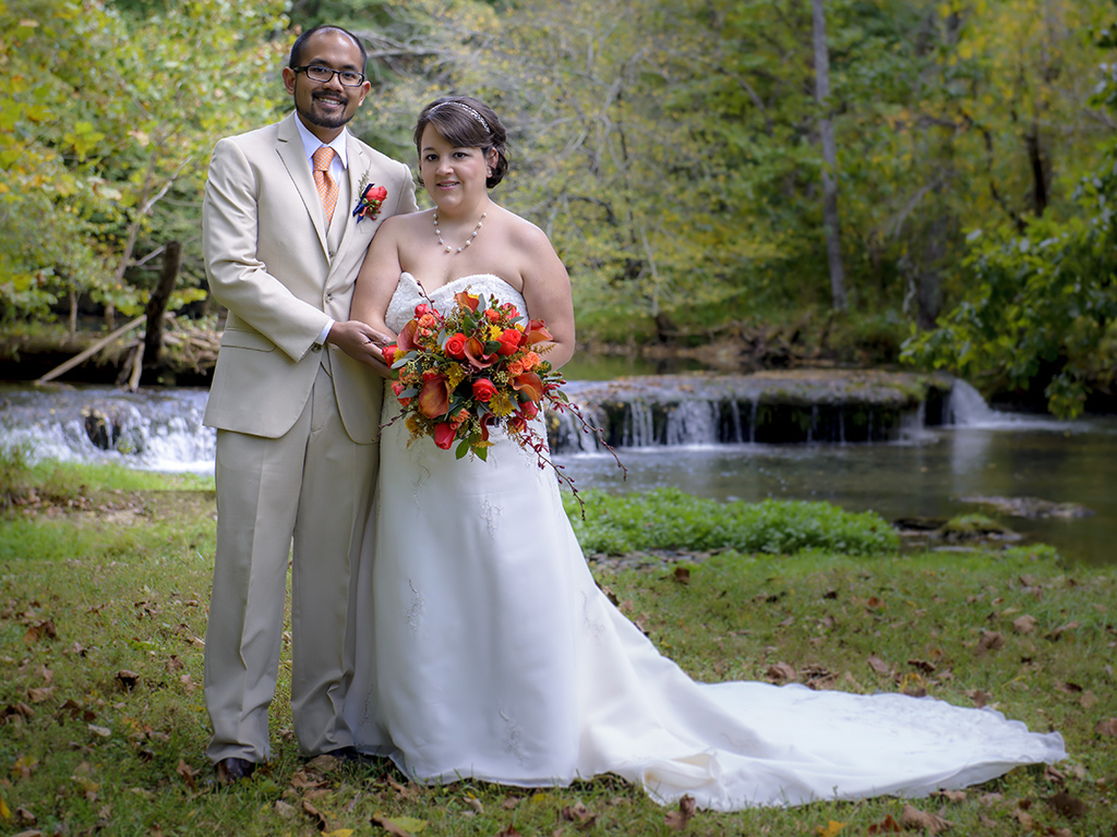 KentuckyWedding_2HeartsPhotography_NavapolLaura_FeaturedImage